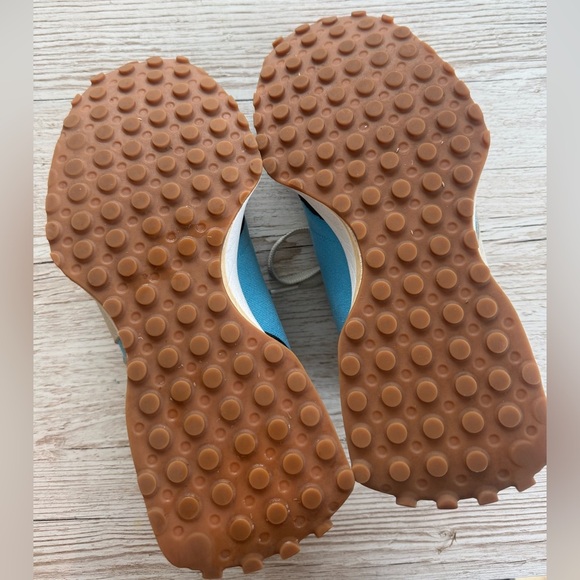 New Balance 327 Sneakers Shoes MS327BM Vibrant Sky Blue Men's Size 9.5 - Picture 5 of 11